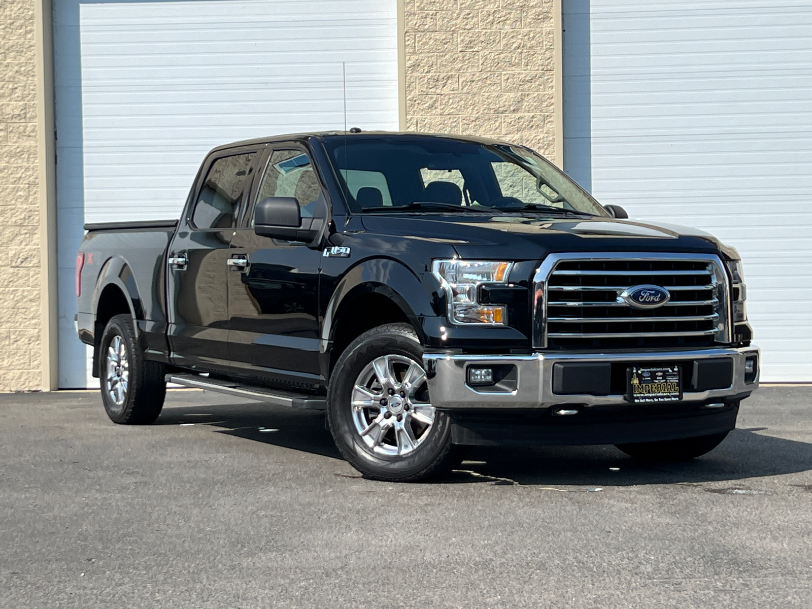 2017 Ford F-150 XLT 1