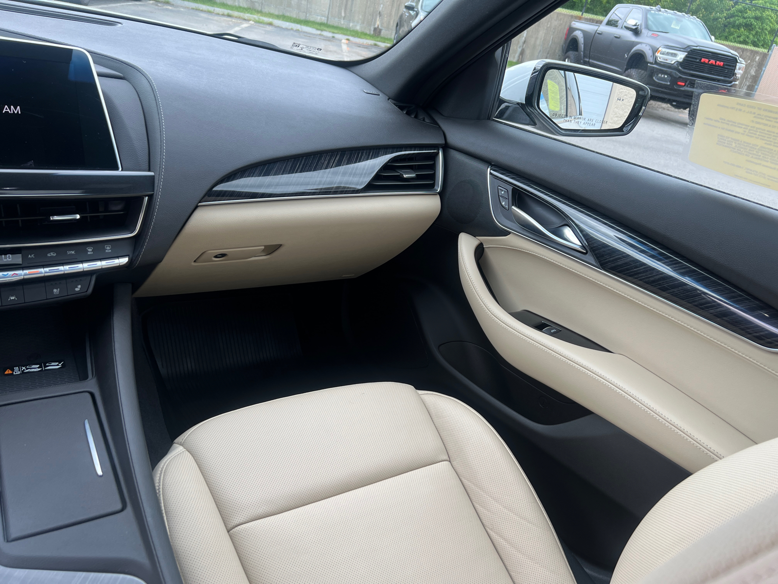 2022 Cadillac CT5 Premium Luxury 16