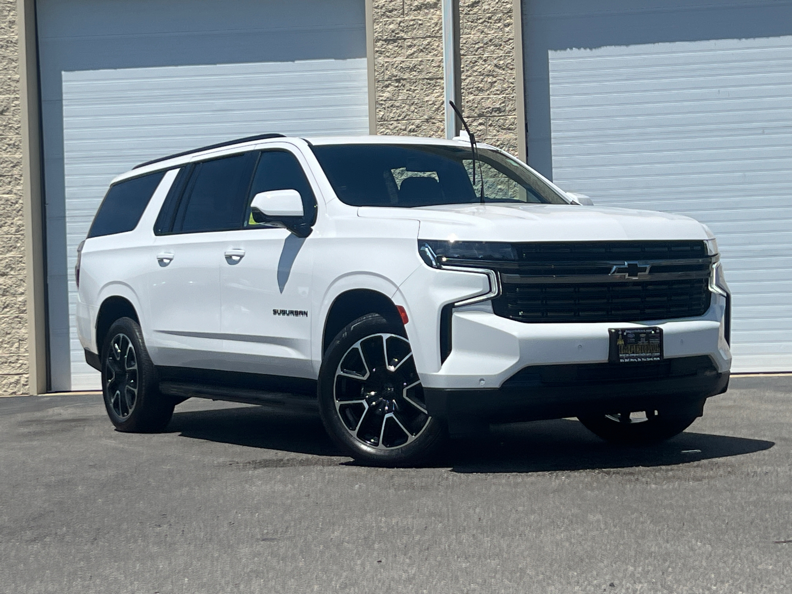 2022 Chevrolet Suburban RST 1