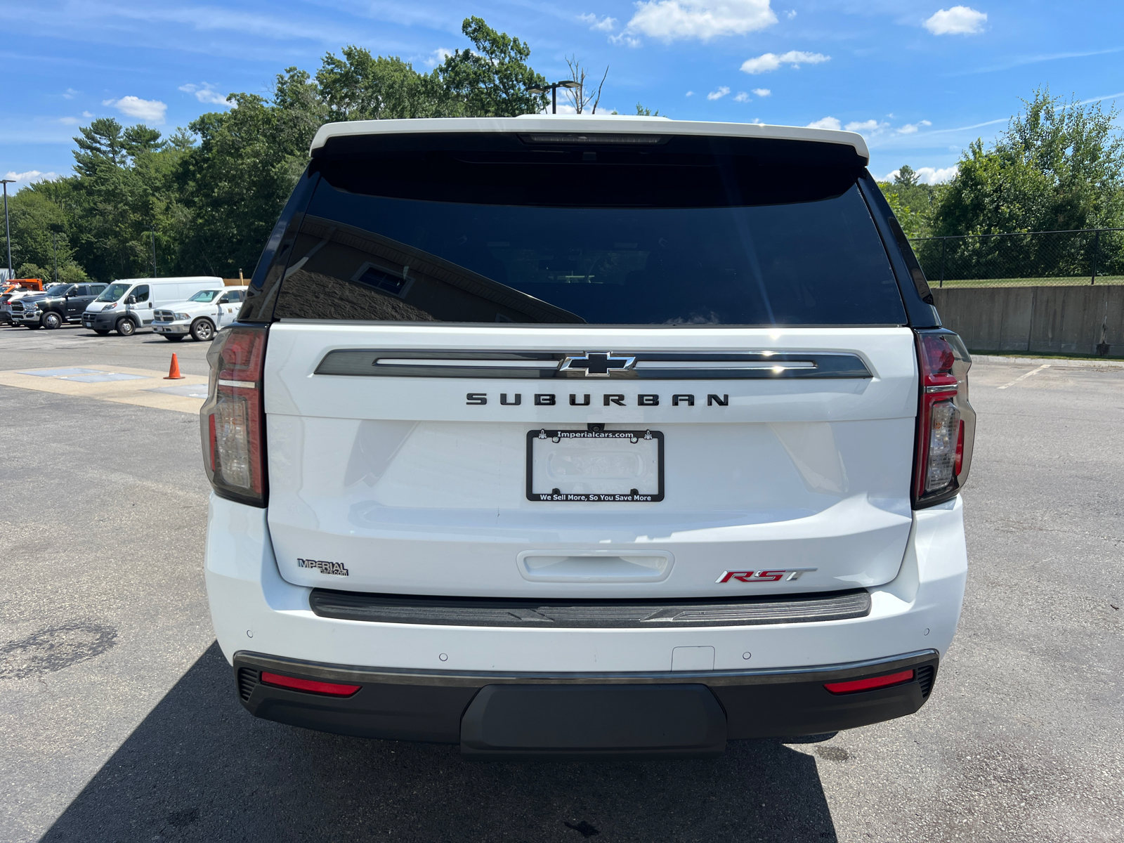 2022 Chevrolet Suburban RST 9