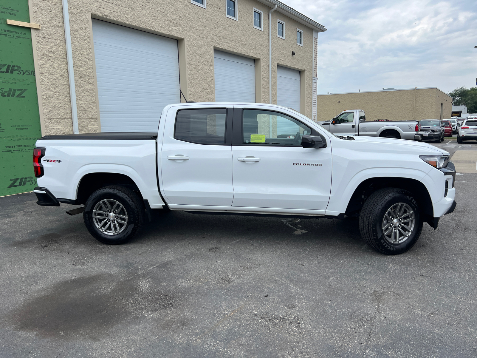 2023 Chevrolet Colorado LT 11