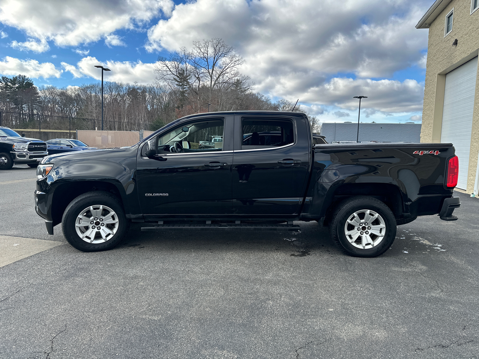 2017 Chevrolet Colorado LT 5