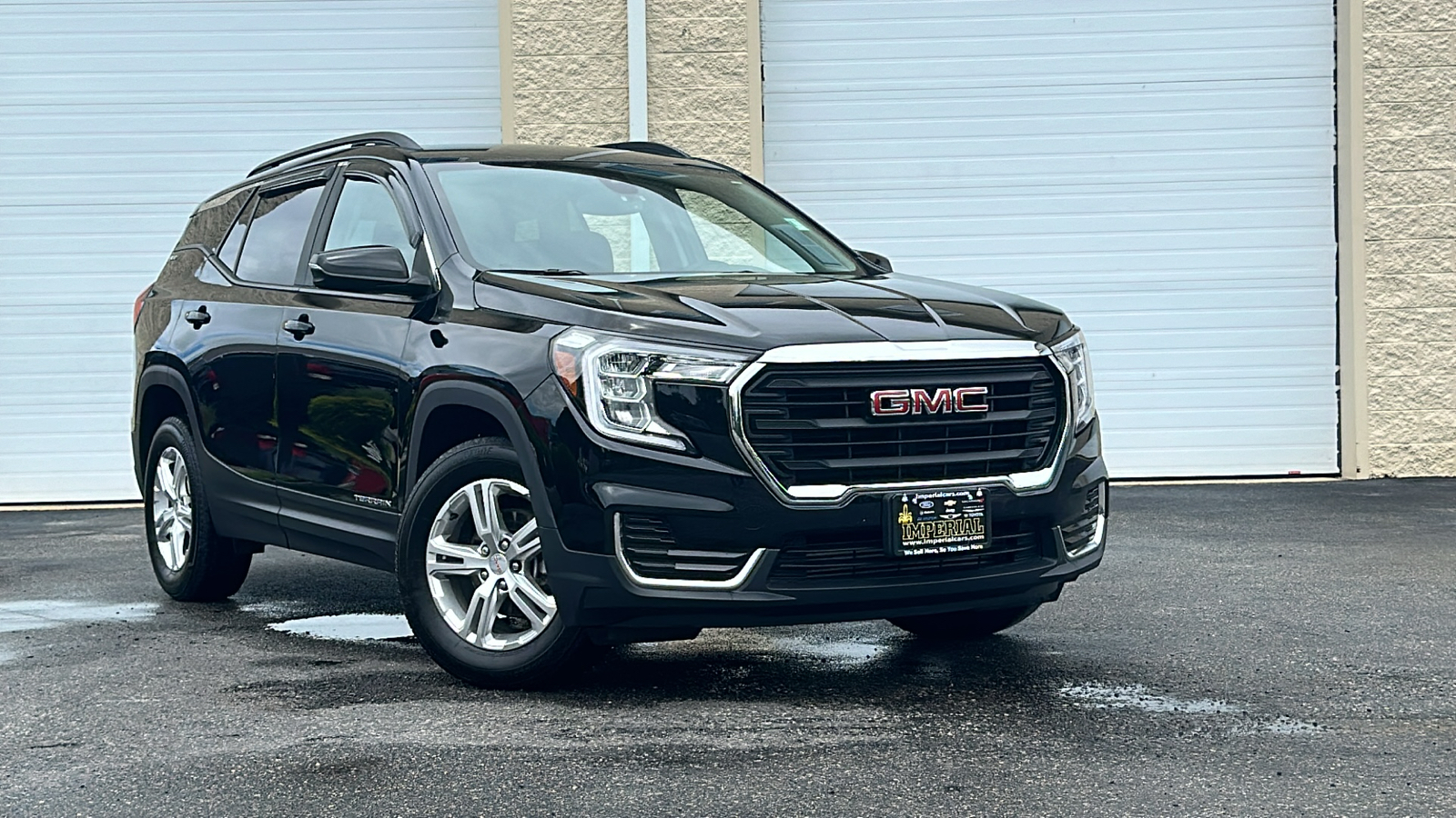 2022 GMC Terrain SLE 2