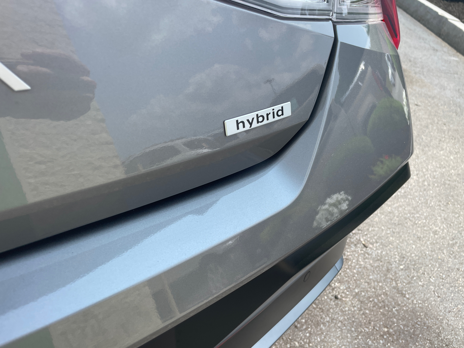 2024 Hyundai Elantra Hybrid Limited 11