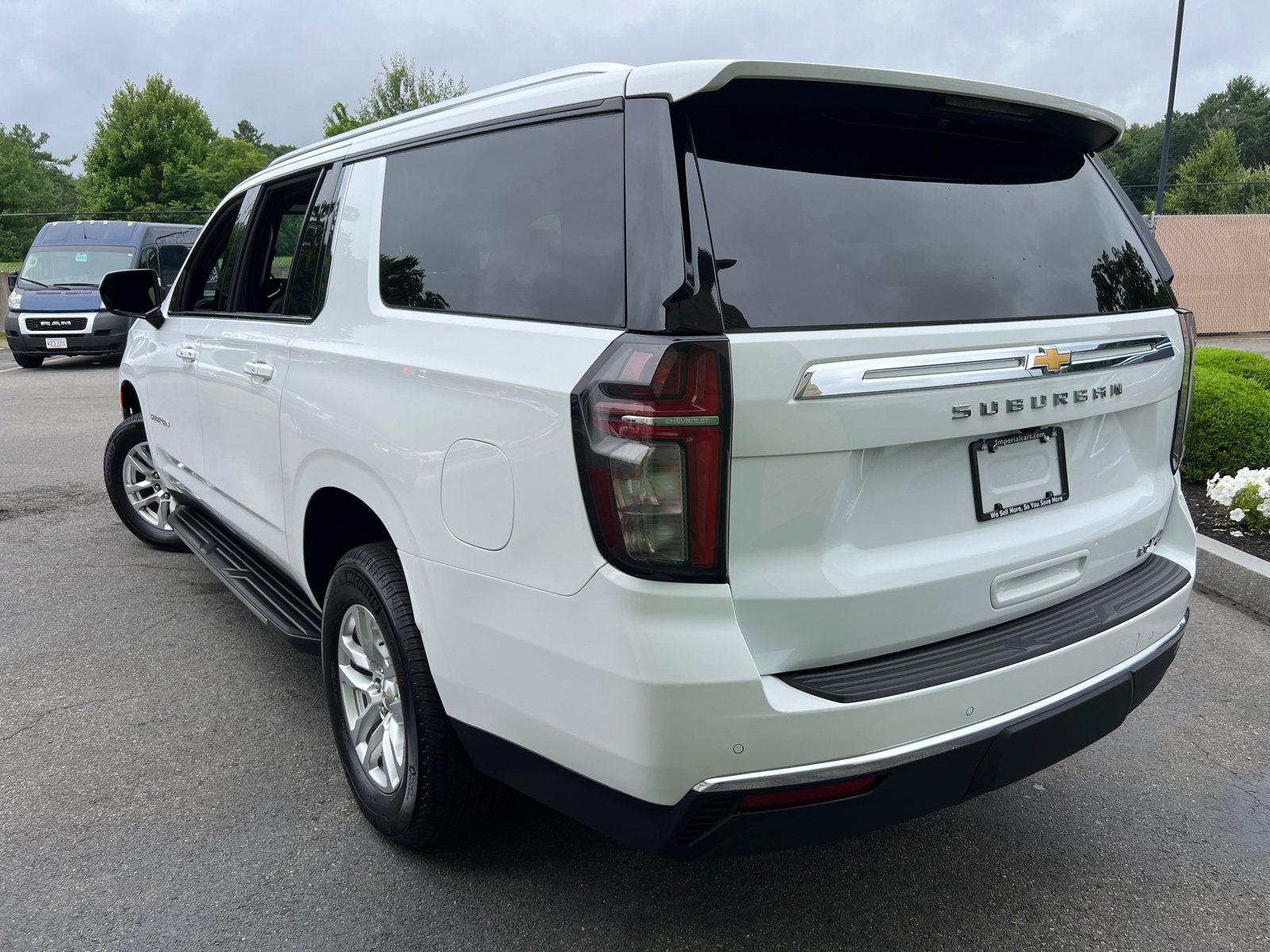 2024 Chevrolet Suburban LT 7