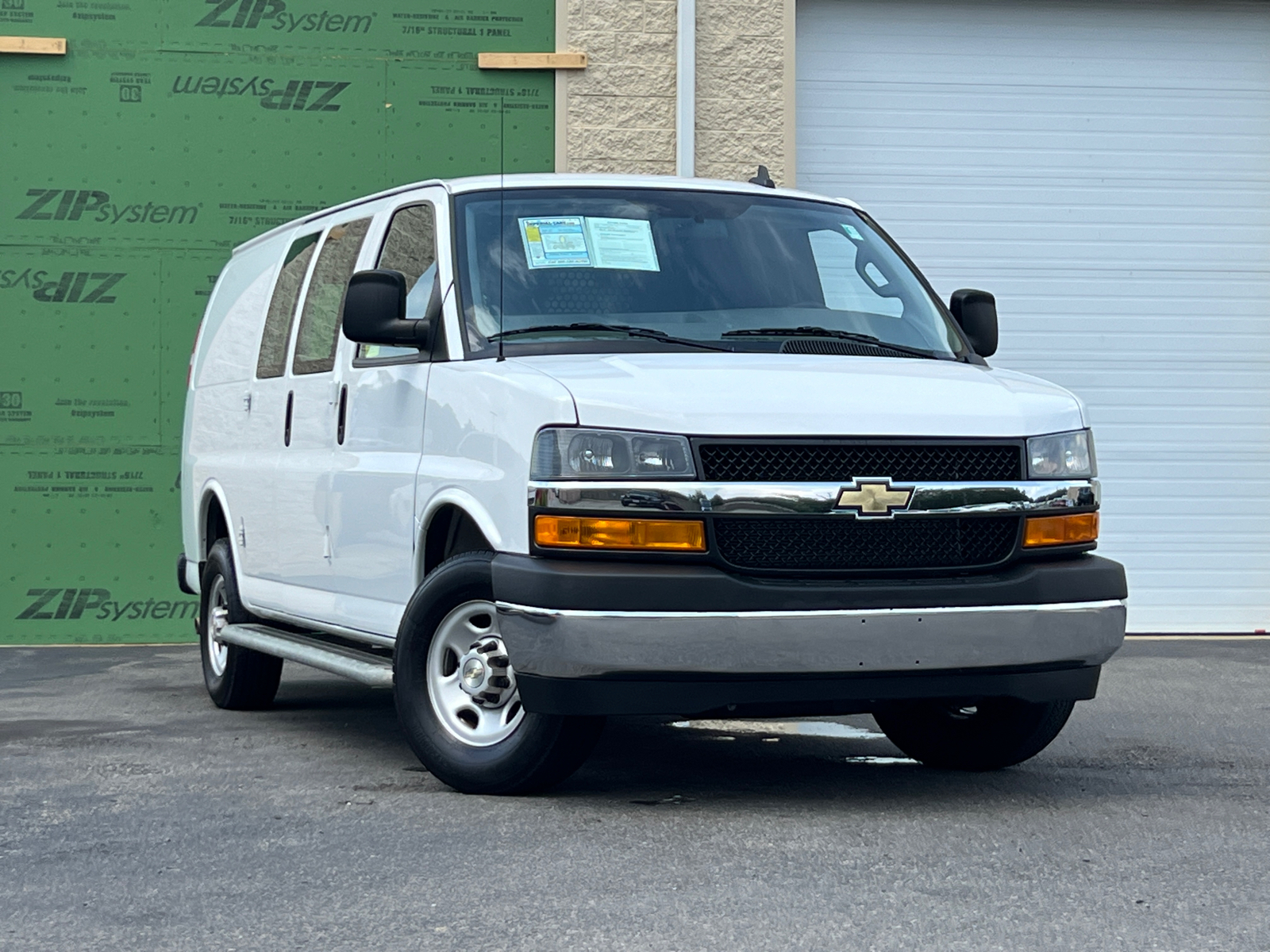 2023 Chevrolet Express 2500 Work Van 1