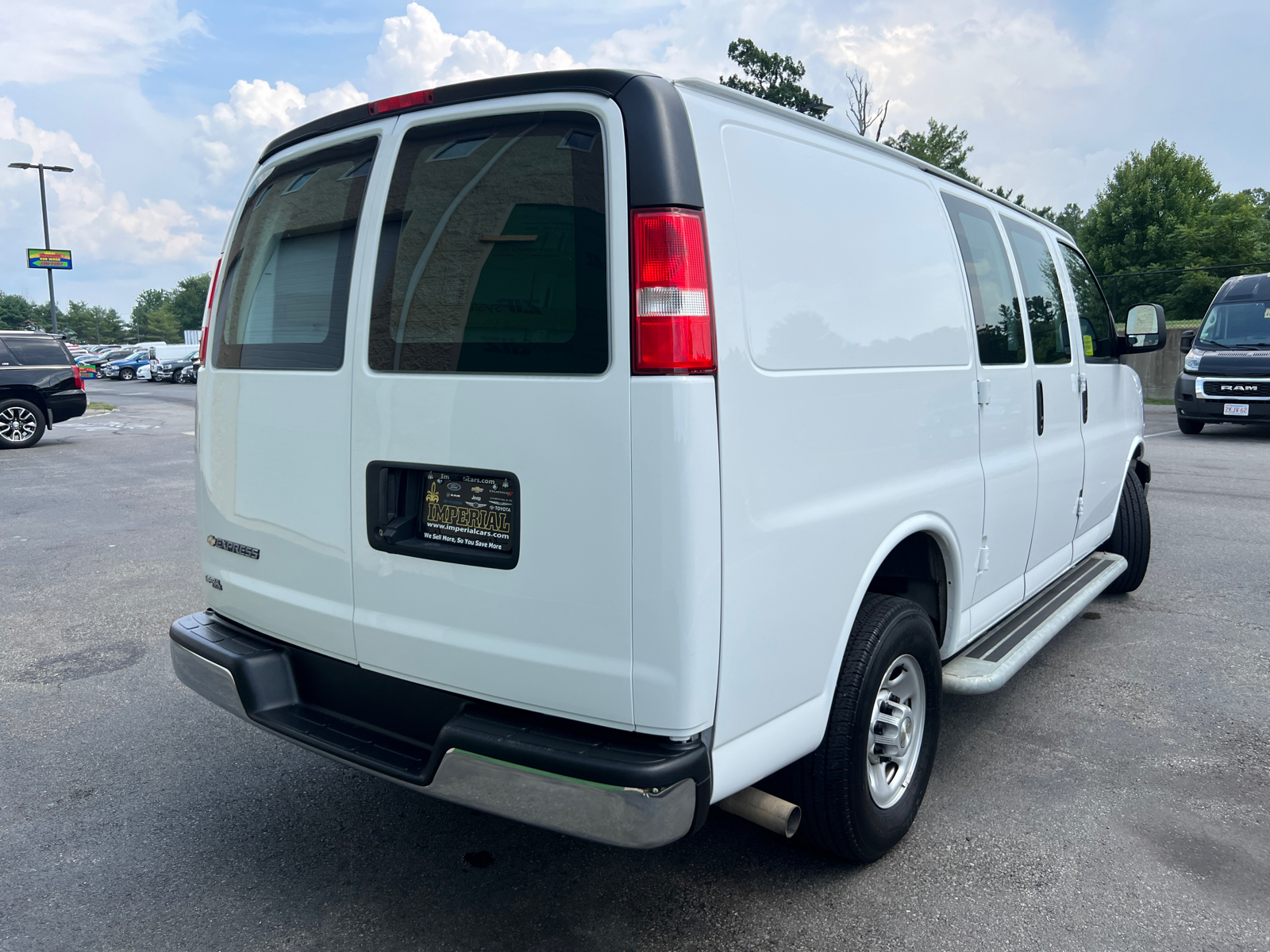 2023 Chevrolet Express 2500 Work Van 10