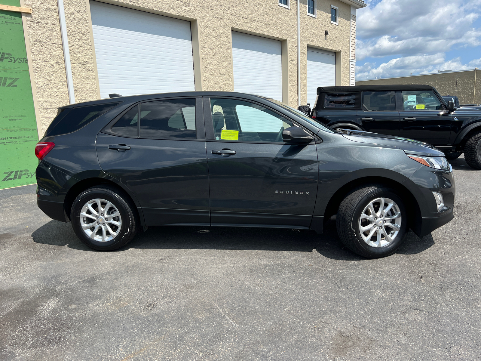 2021 Chevrolet Equinox LS 11