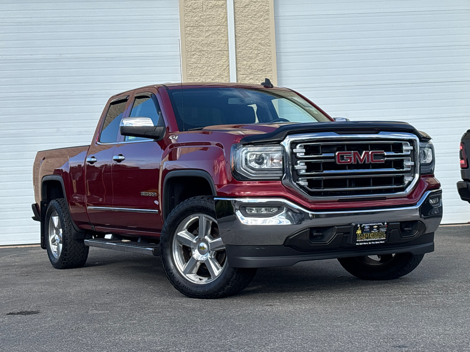 2018 GMC Sierra 1500 SLT 1