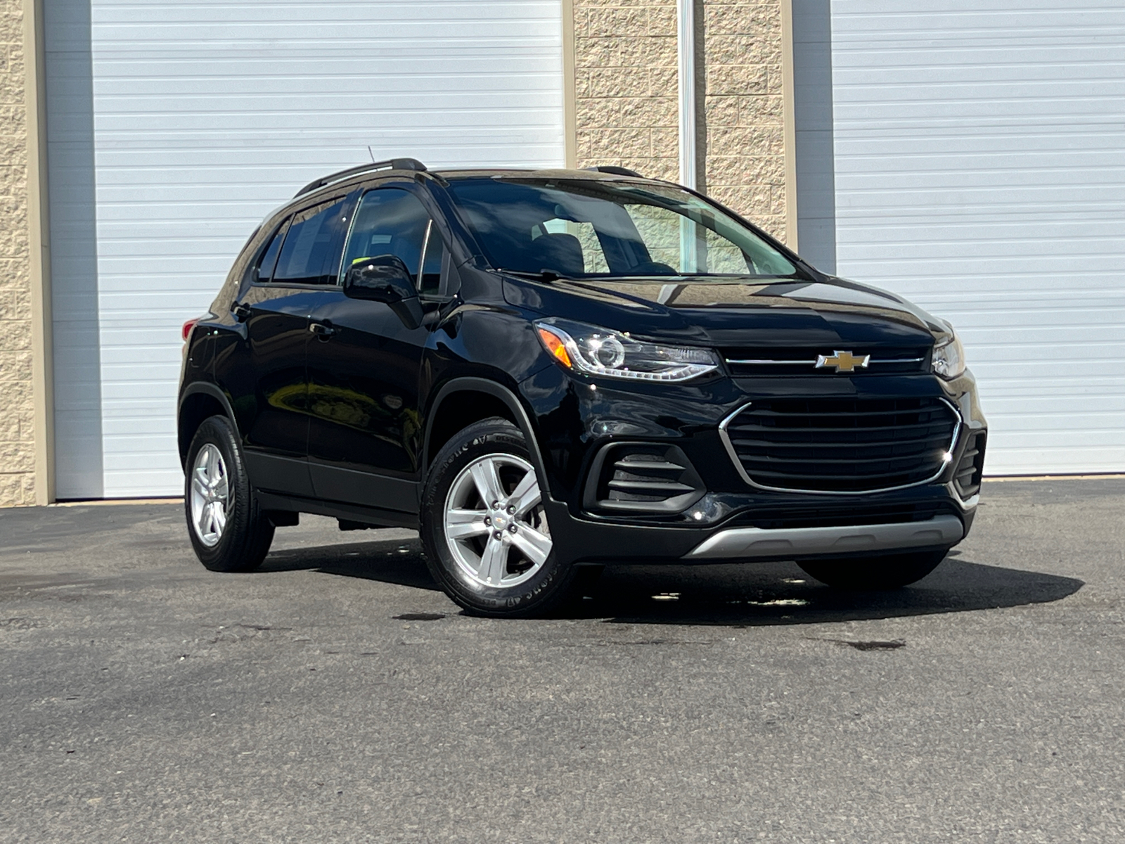 2022 Chevrolet Trax LT 1