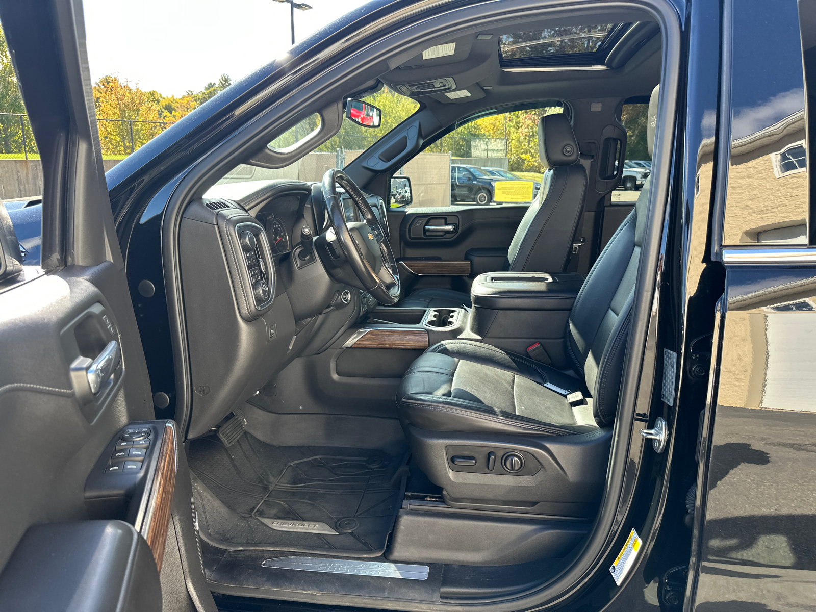 2019 Chevrolet Silverado 1500 High Country 31