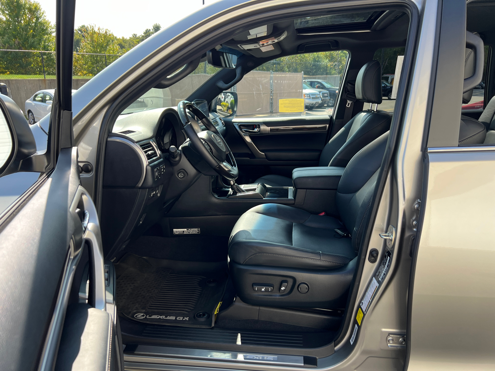 2023 Lexus GX 460 Luxury 36