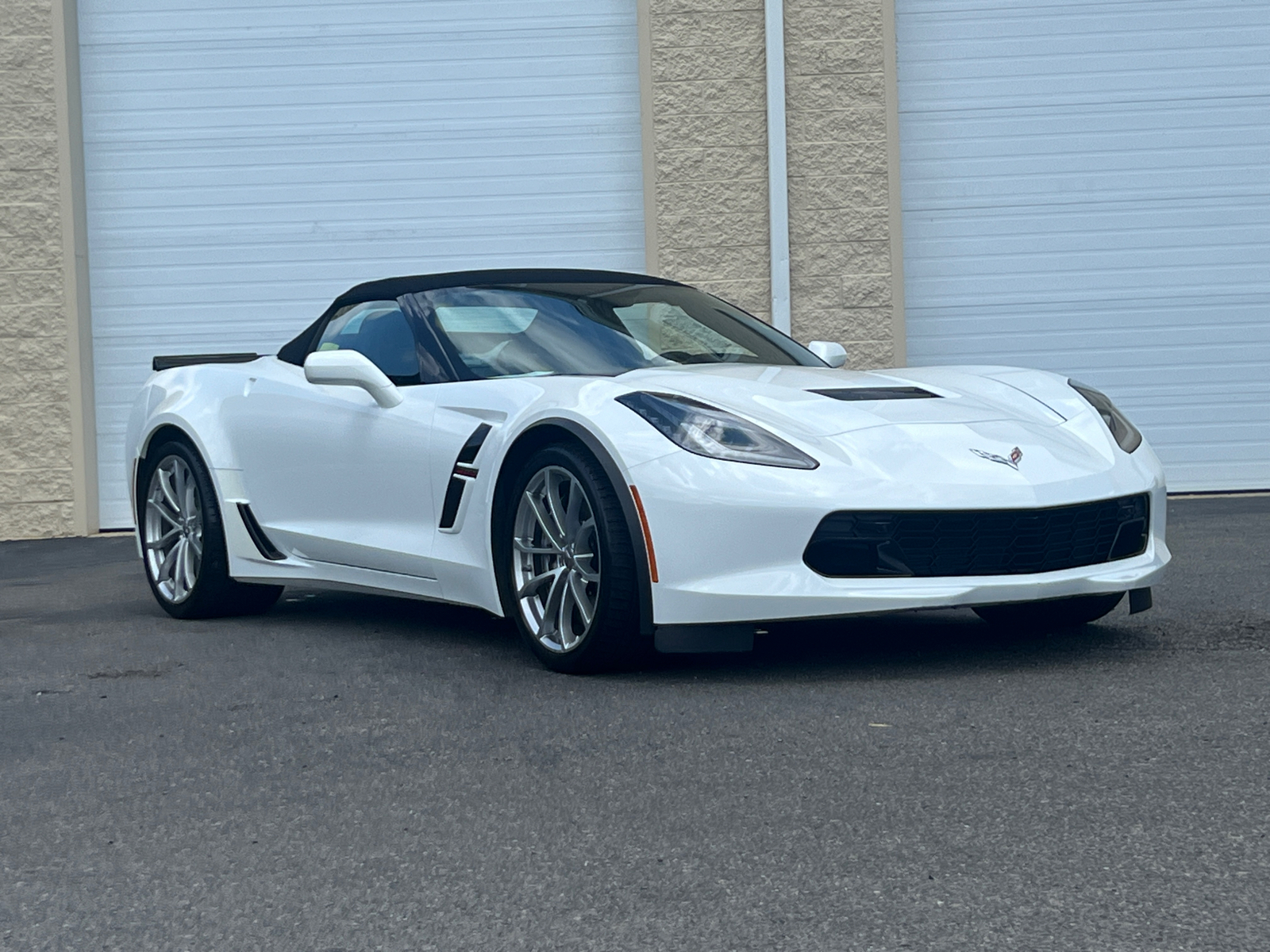 2017 Chevrolet Corvette Grand Sport 1