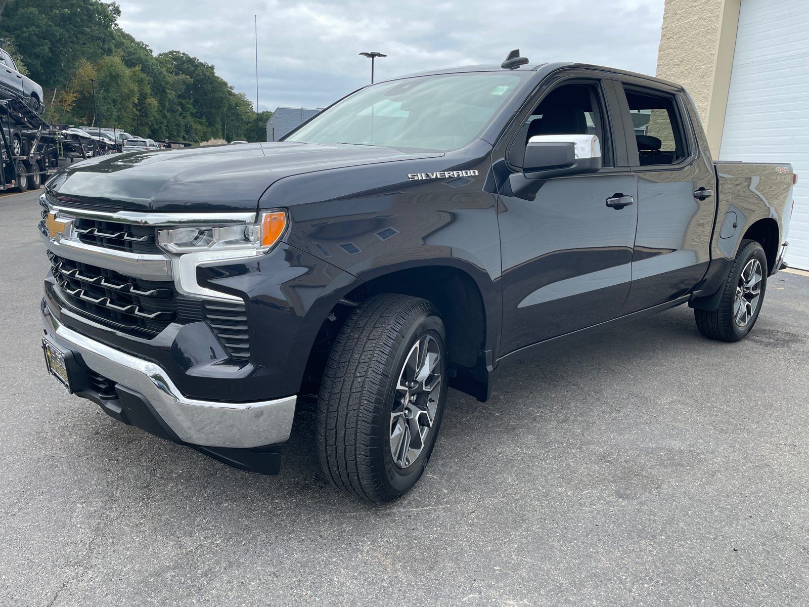 2024 Chevrolet Silverado 1500 LT 4