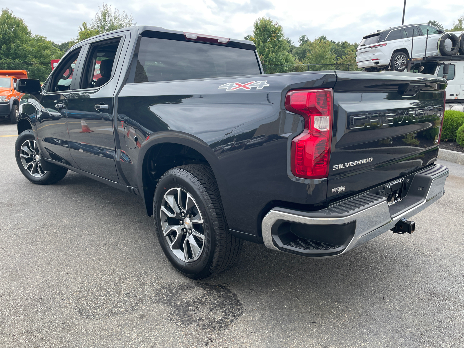 2024 Chevrolet Silverado 1500 LT 7