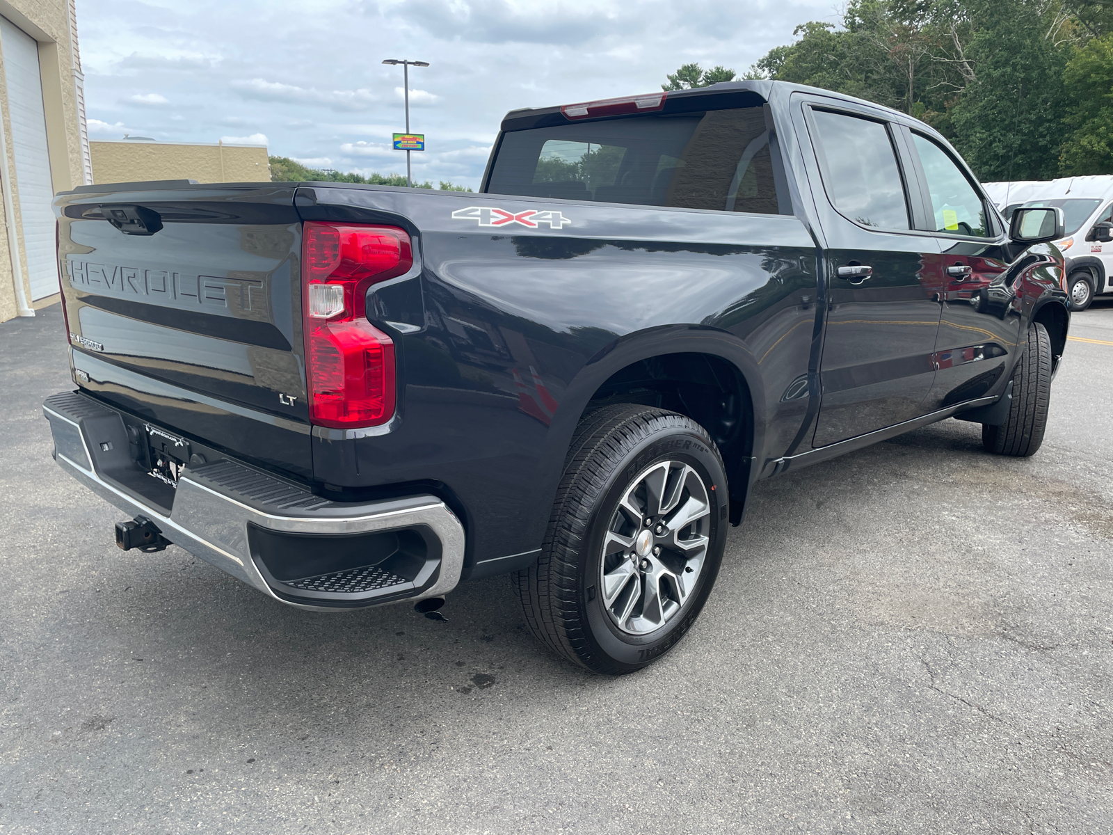 2024 Chevrolet Silverado 1500 LT 12