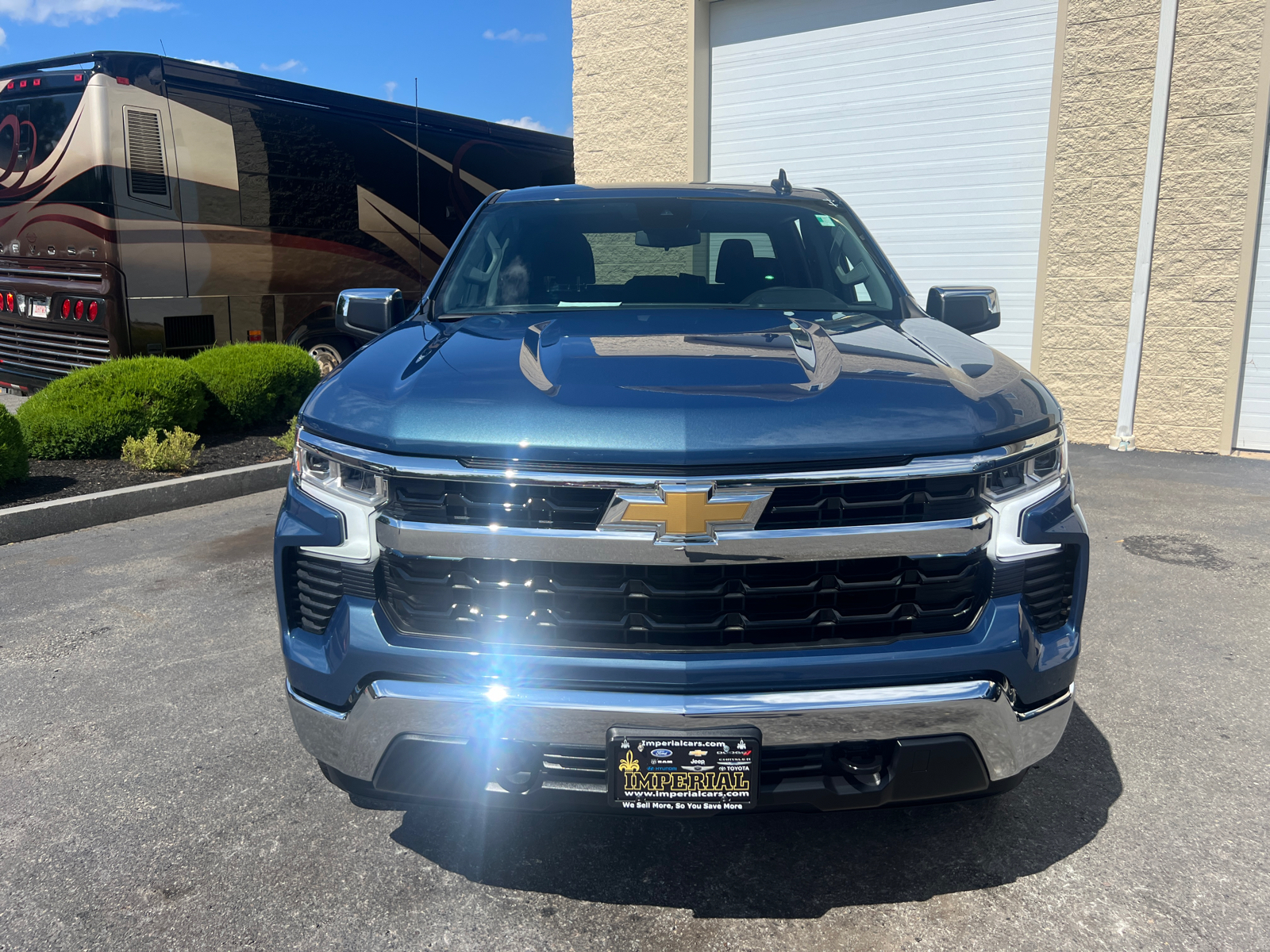 2024 Chevrolet Silverado 1500 LT 3