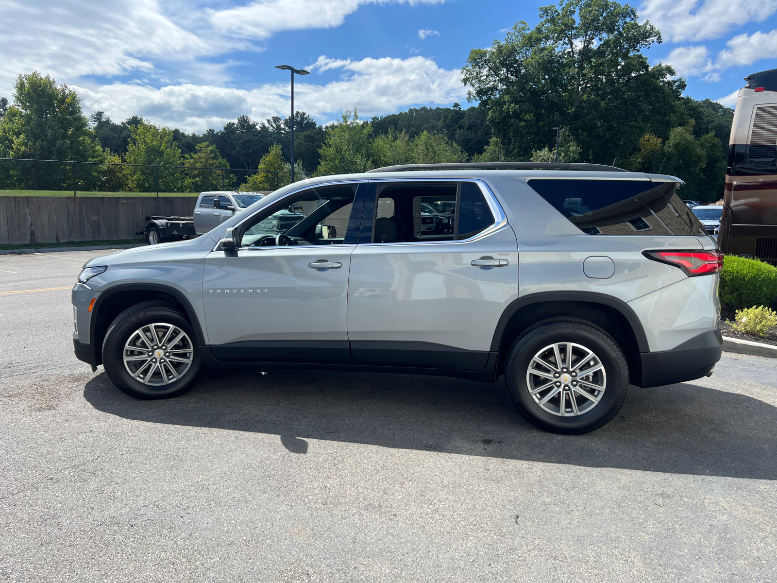 2023 Chevrolet Traverse LT 5