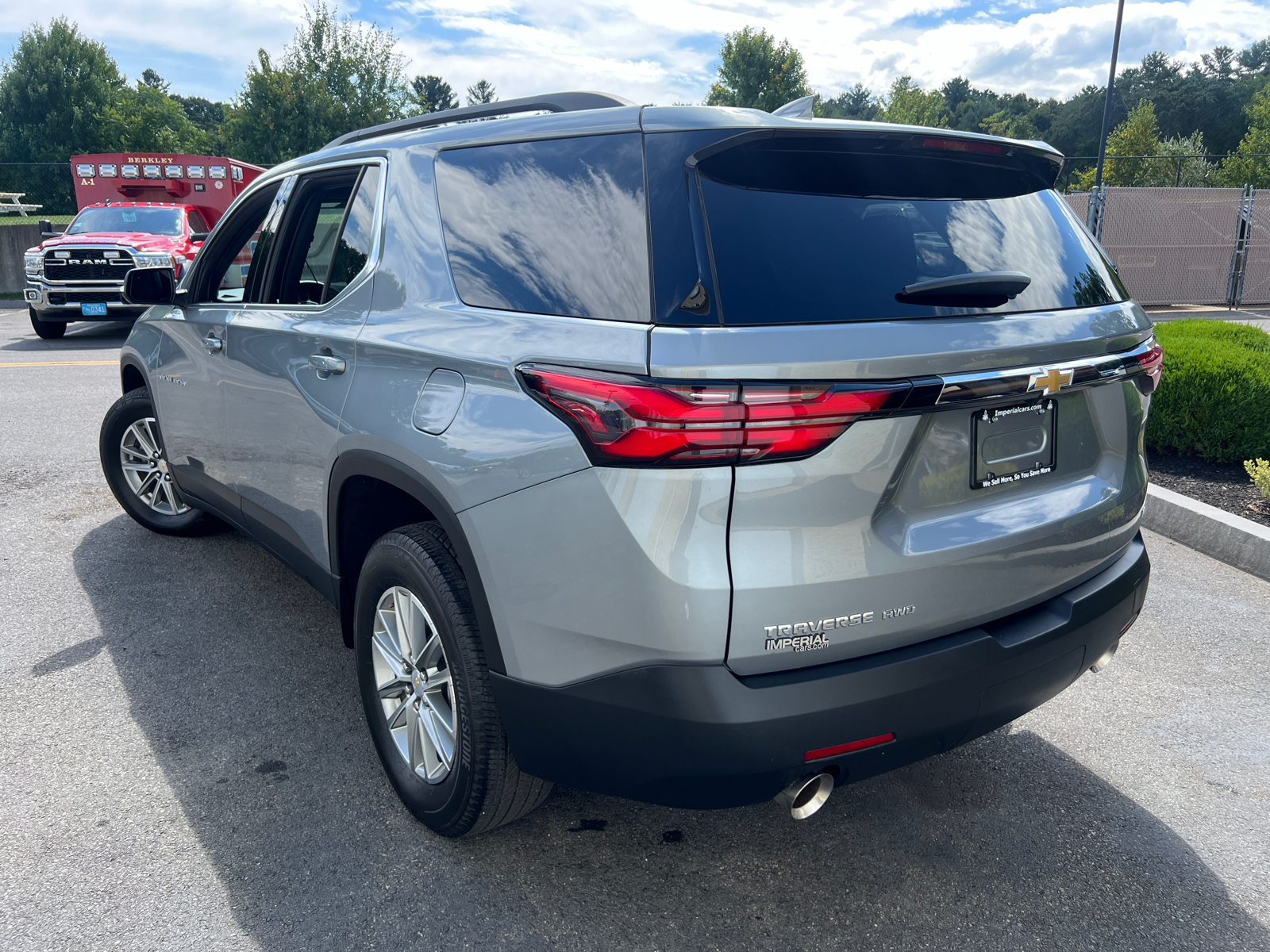 2023 Chevrolet Traverse LT 7