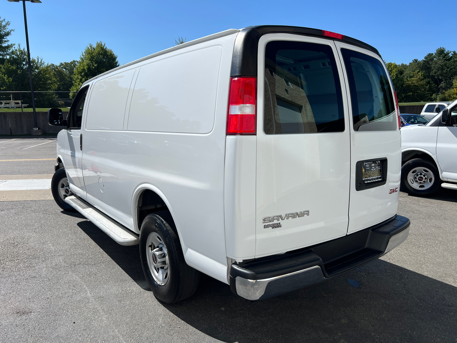 2021 GMC Savana 2500 Work Van 7