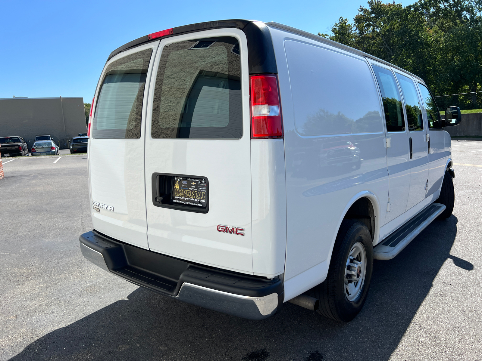 2021 GMC Savana 2500 Work Van 10