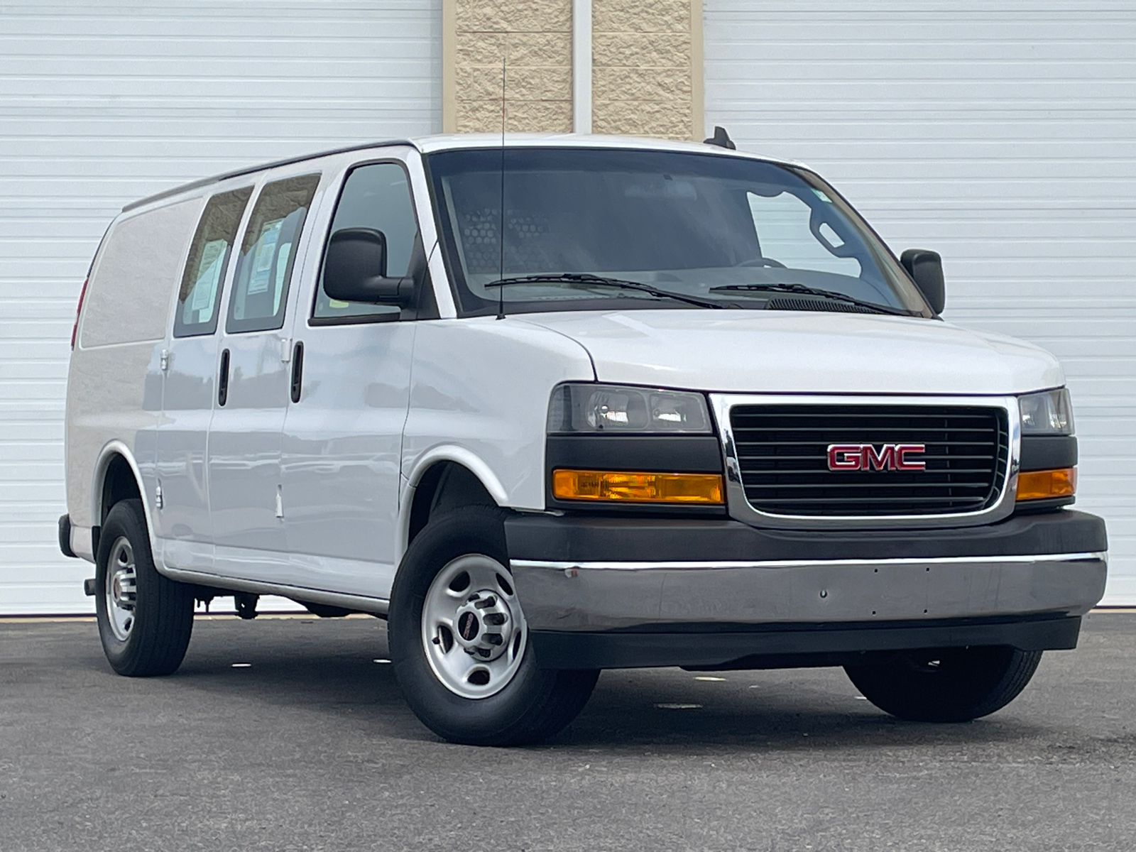 2021 GMC Savana 2500 Work Van 2