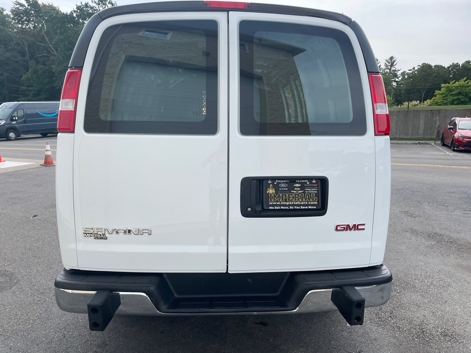 2021 GMC Savana 2500 Work Van 8