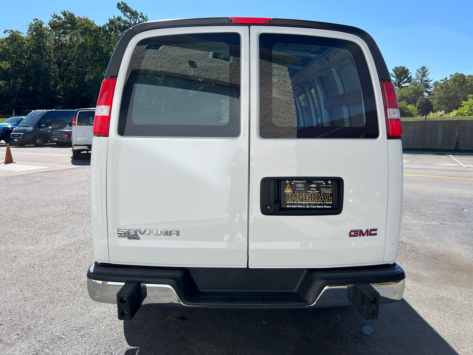 2022 GMC Savana 2500 Work Van 9