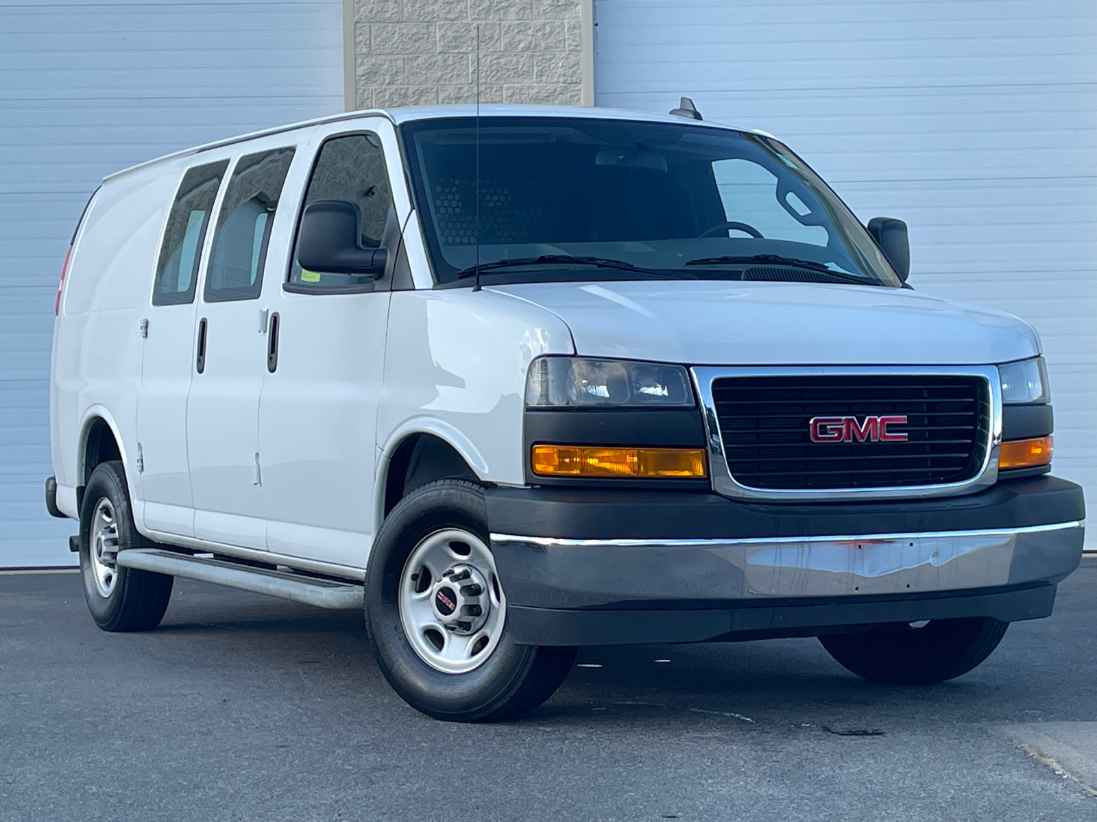 2022 GMC Savana 2500 Work Van 2