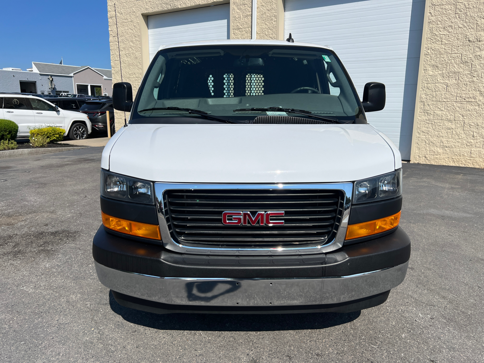 2022 GMC Savana 2500 Work Van 3