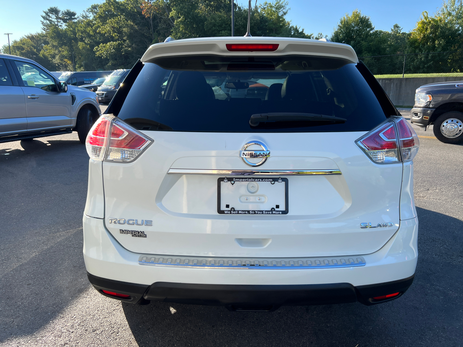 2016 Nissan Rogue SL 8