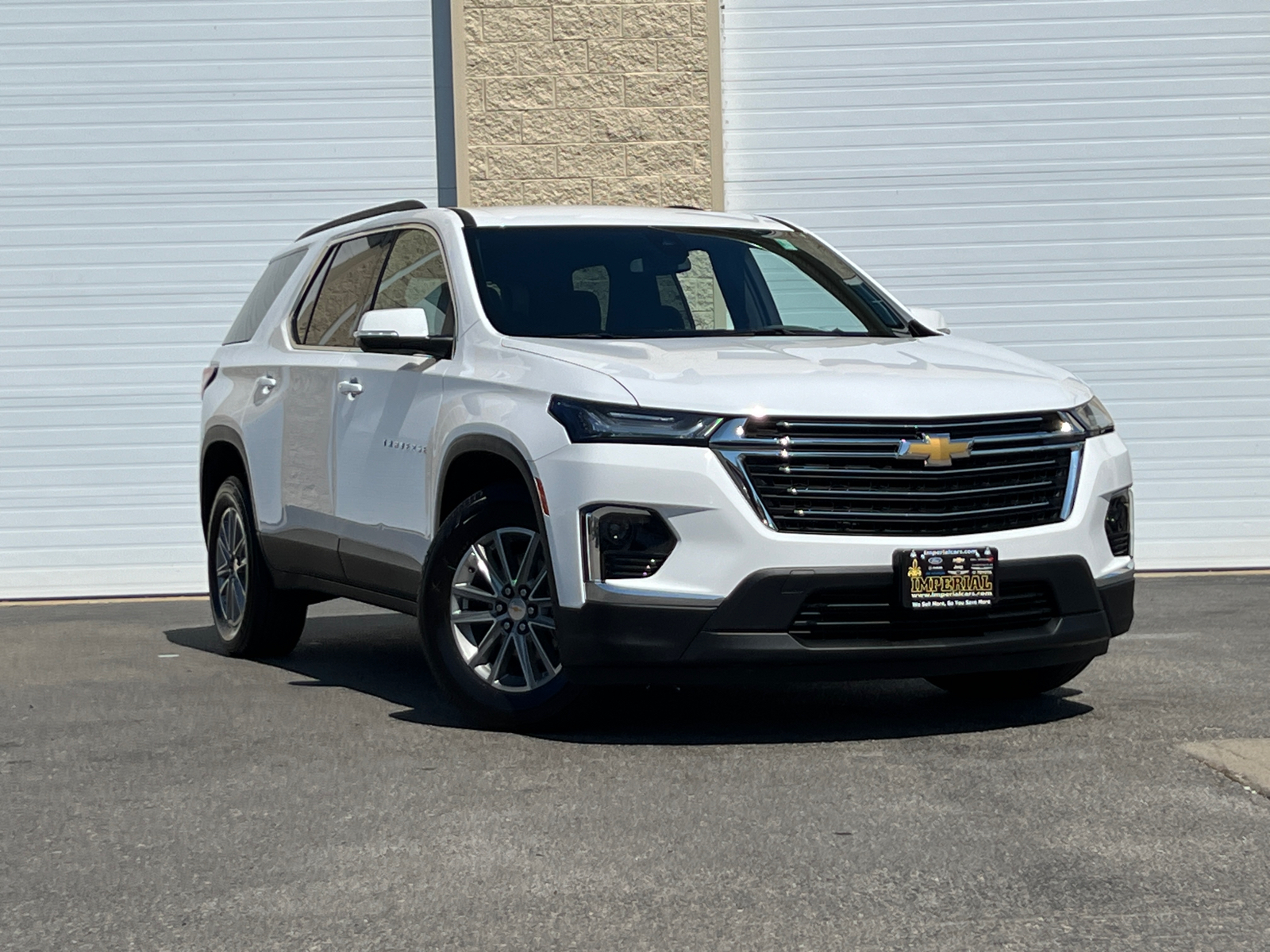 2023 Chevrolet Traverse LT 2