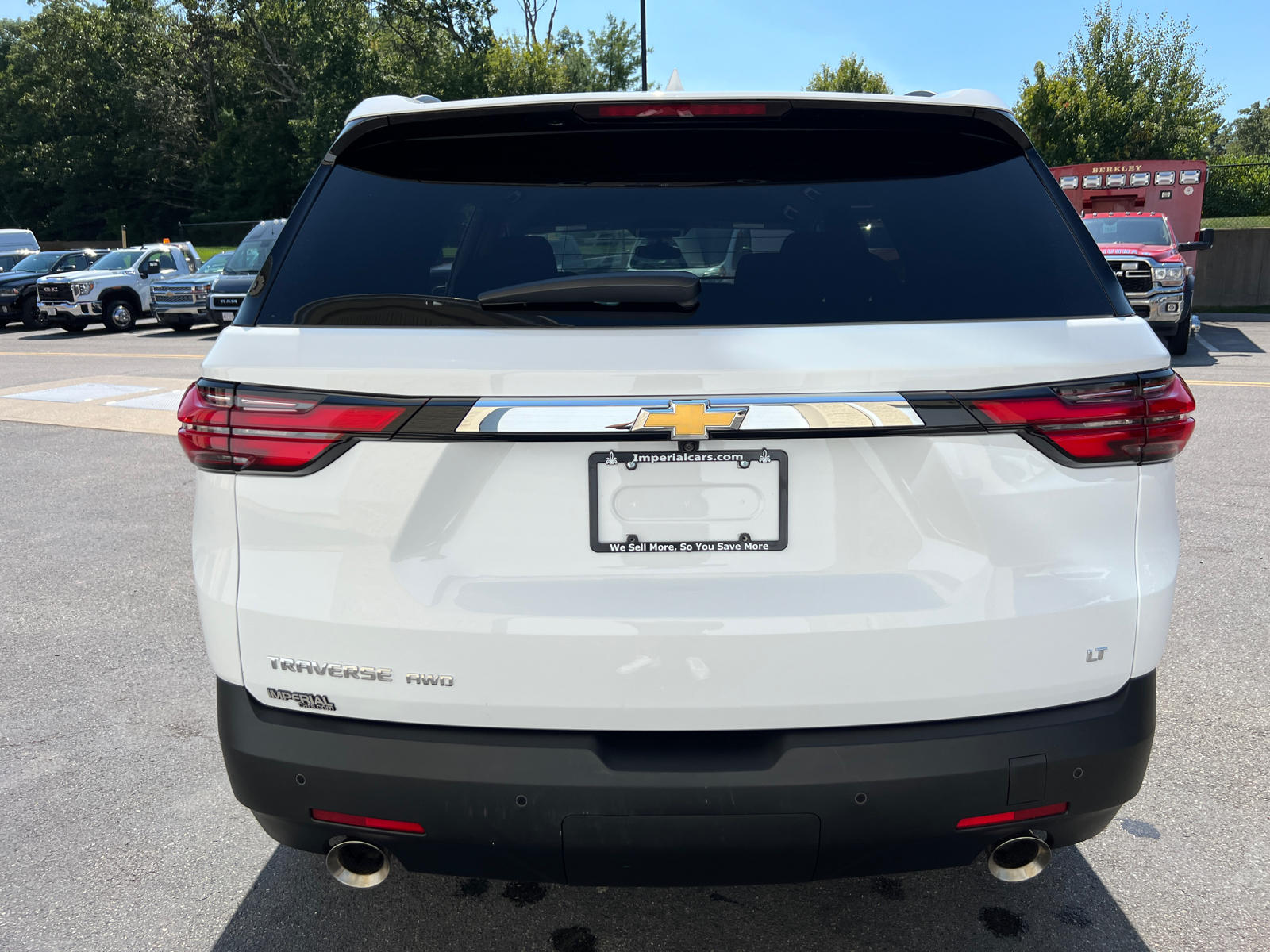 2023 Chevrolet Traverse LT 8