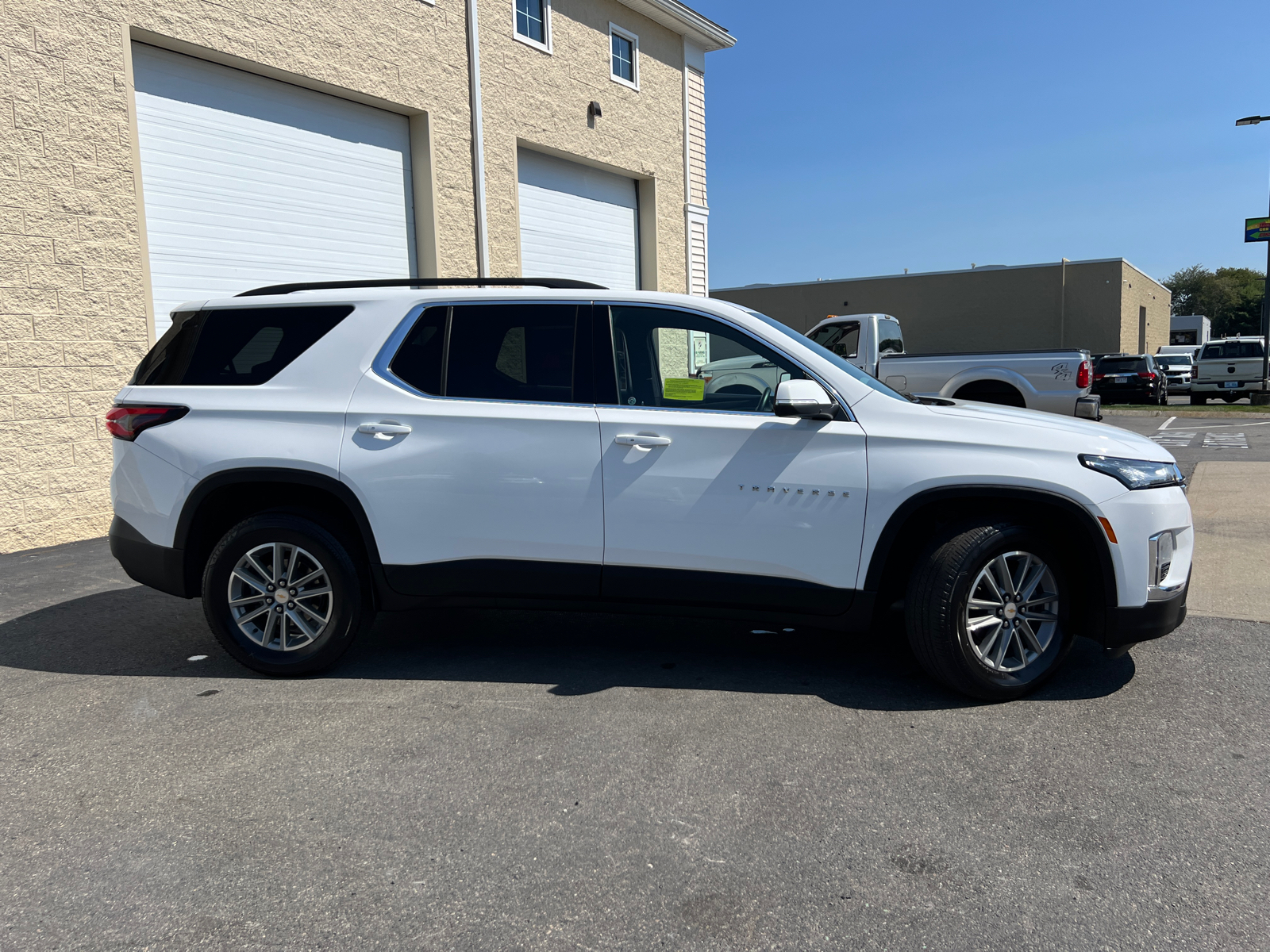 2023 Chevrolet Traverse LT 11