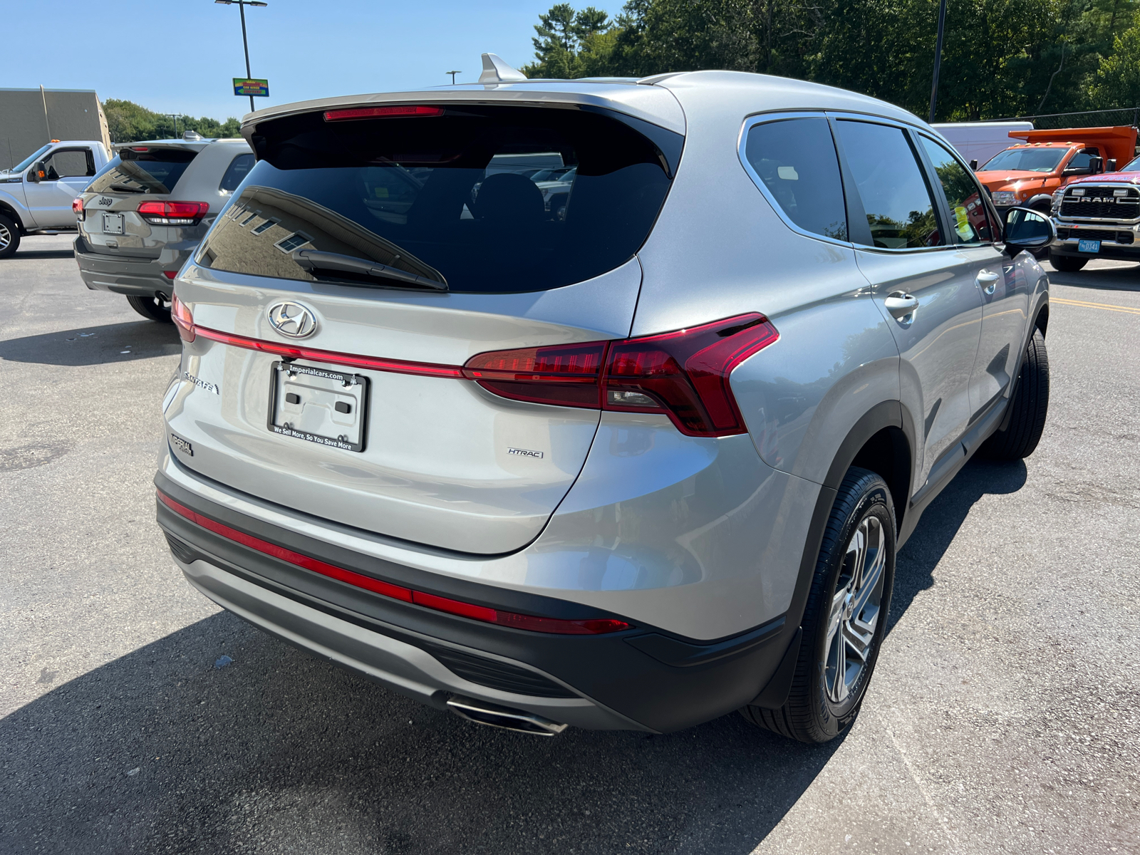 2023 Hyundai Santa Fe SE 10