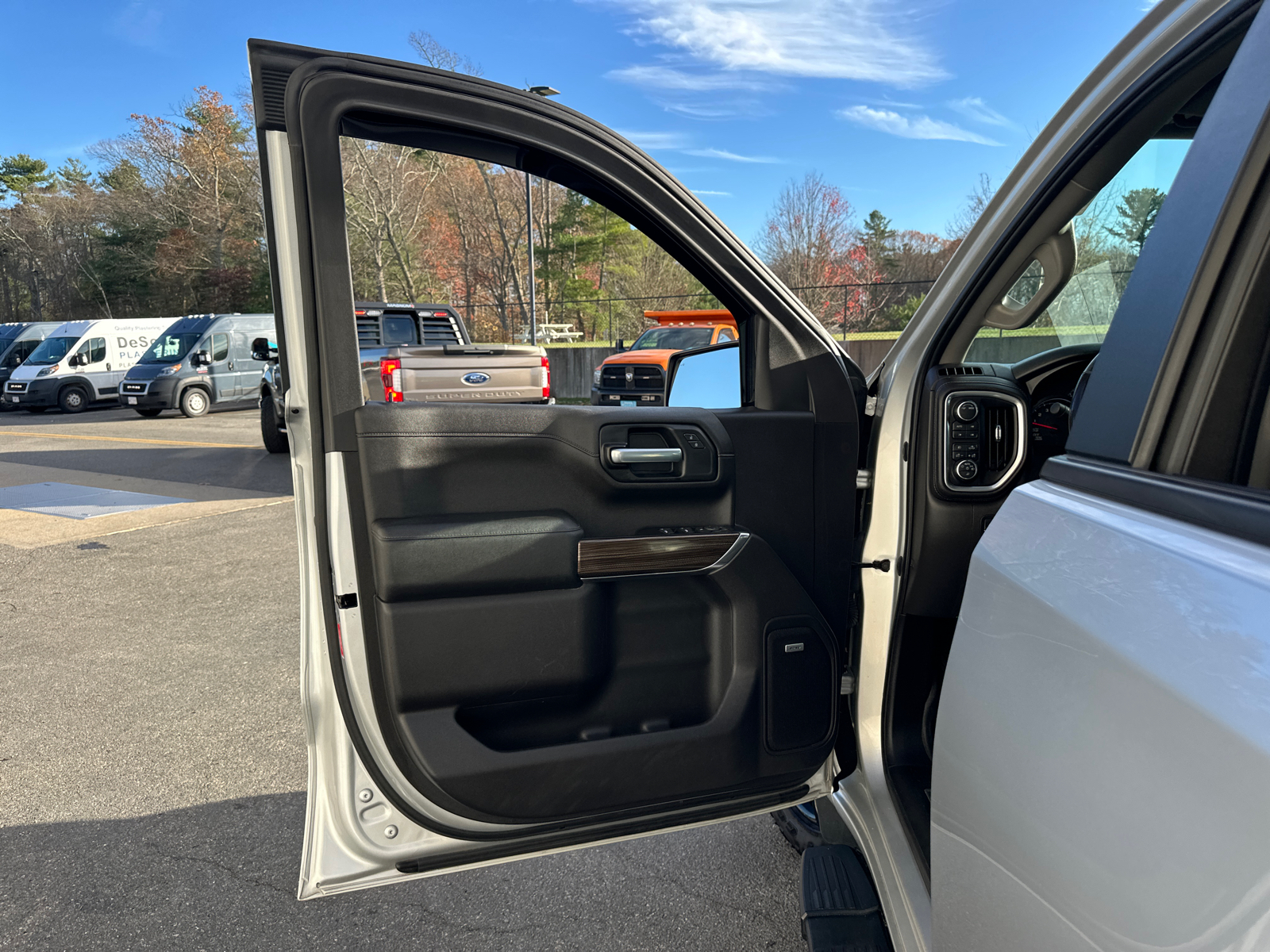 2020 Chevrolet Silverado 1500 LT Trail Boss 18