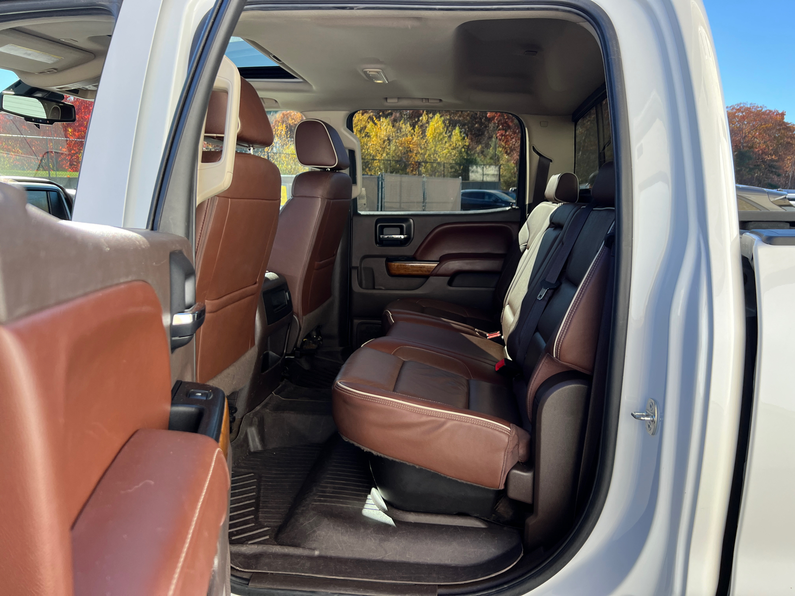 2017 Chevrolet Silverado 1500 High Country 13