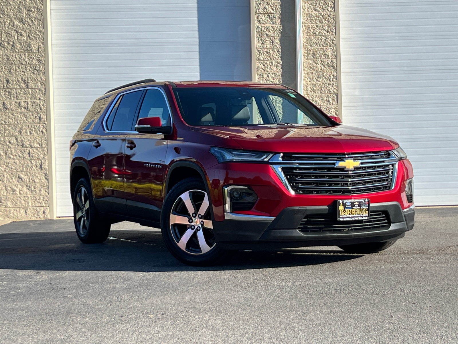 2022 Chevrolet Traverse LT Leather 1