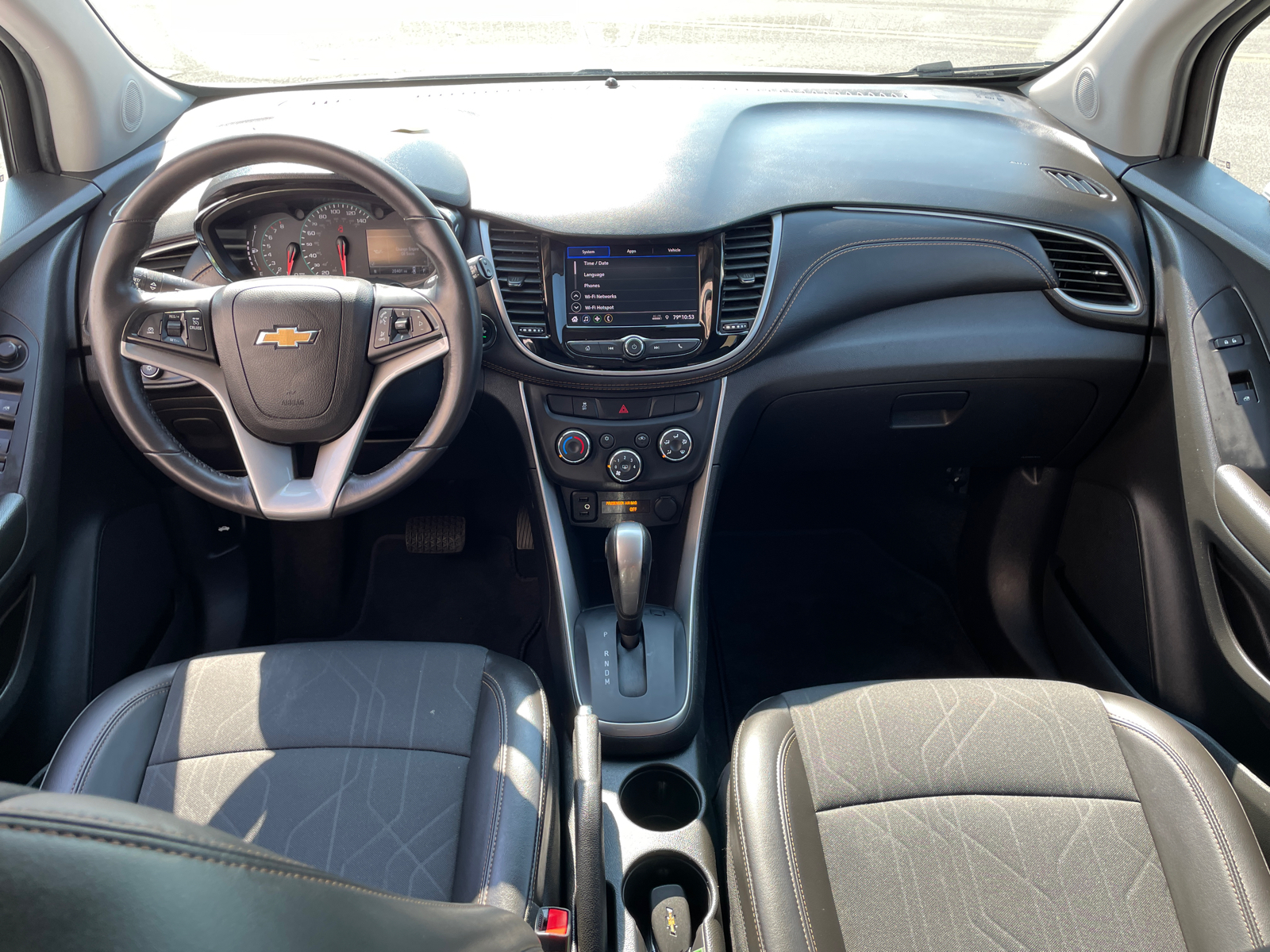 2022 Chevrolet Trax LT 17