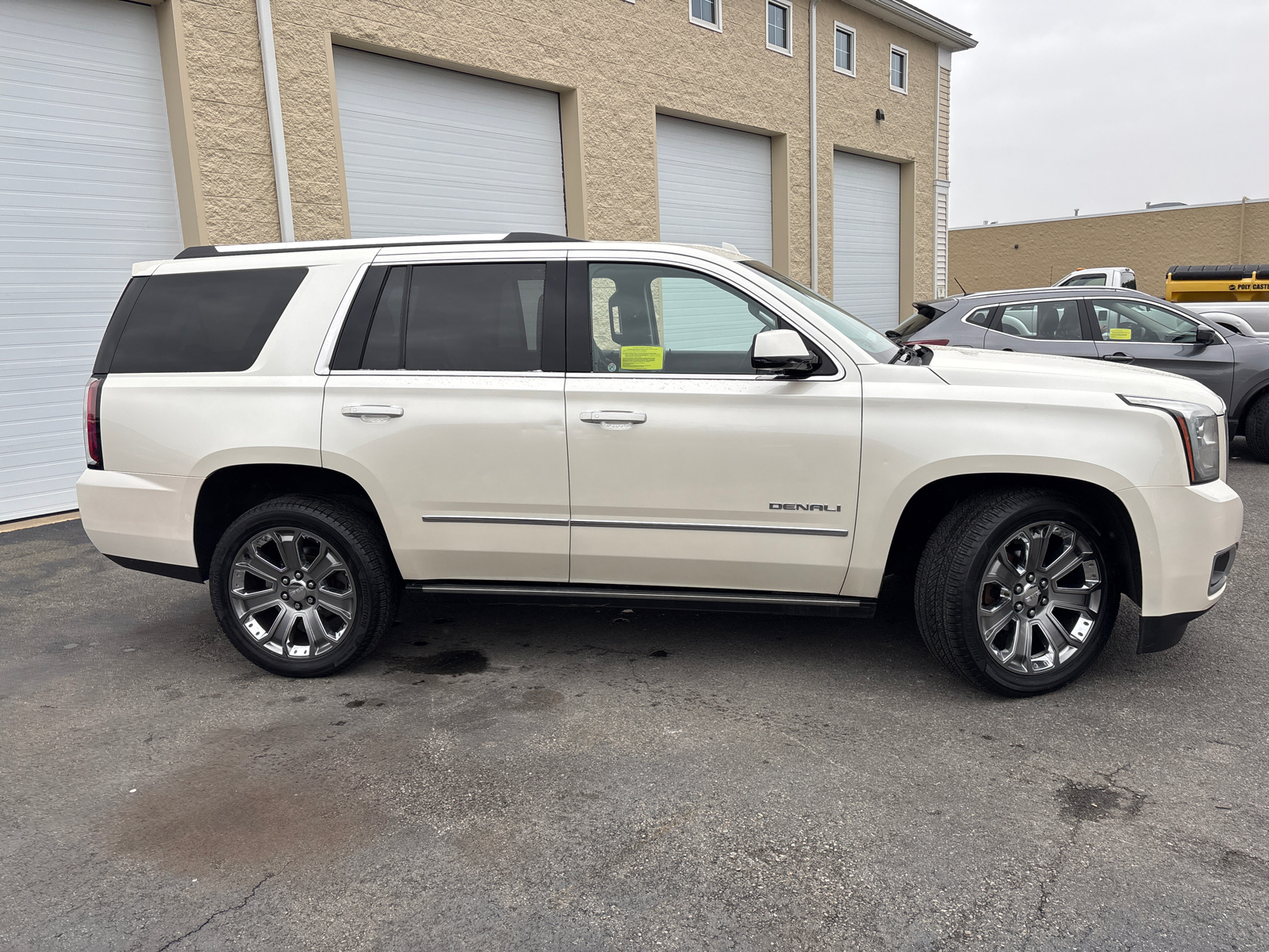 2015 GMC Yukon  11