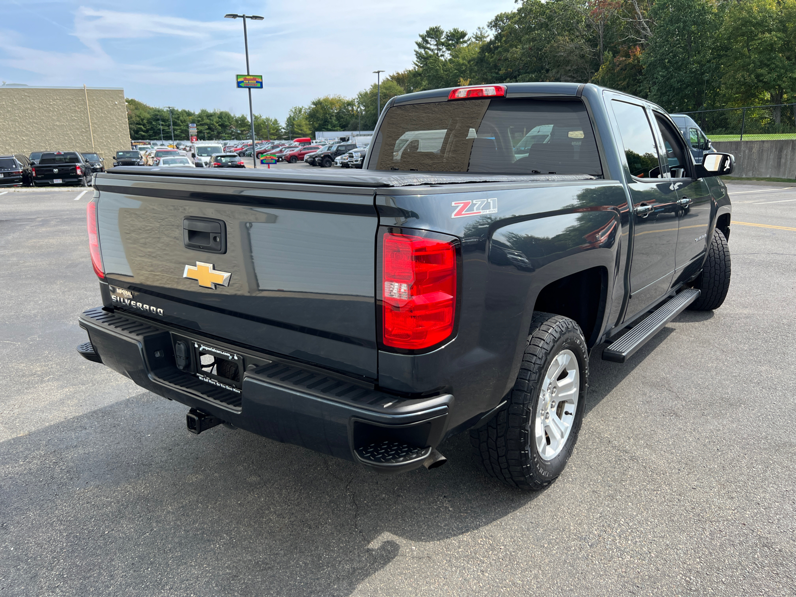 2017 Chevrolet Silverado 1500 LT 10