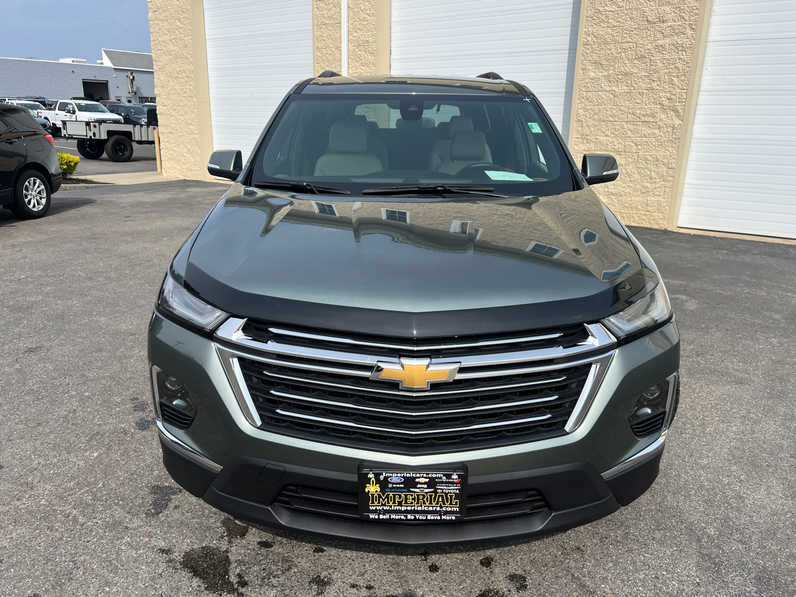 2023 Chevrolet Traverse LT Leather 3