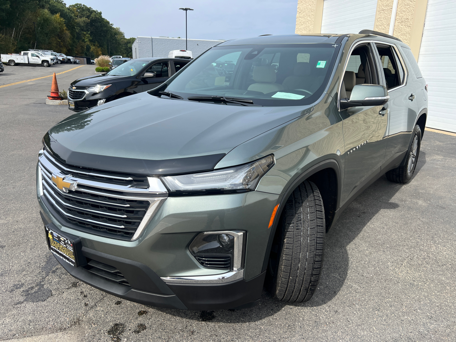 2023 Chevrolet Traverse LT Leather 4