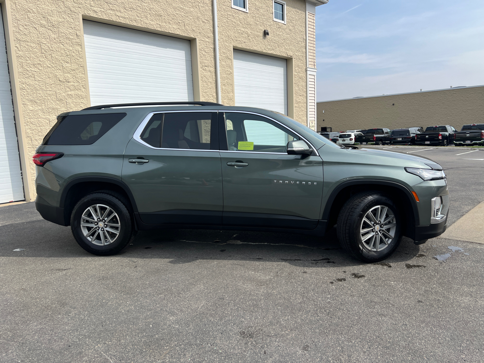 2023 Chevrolet Traverse LT Leather 11