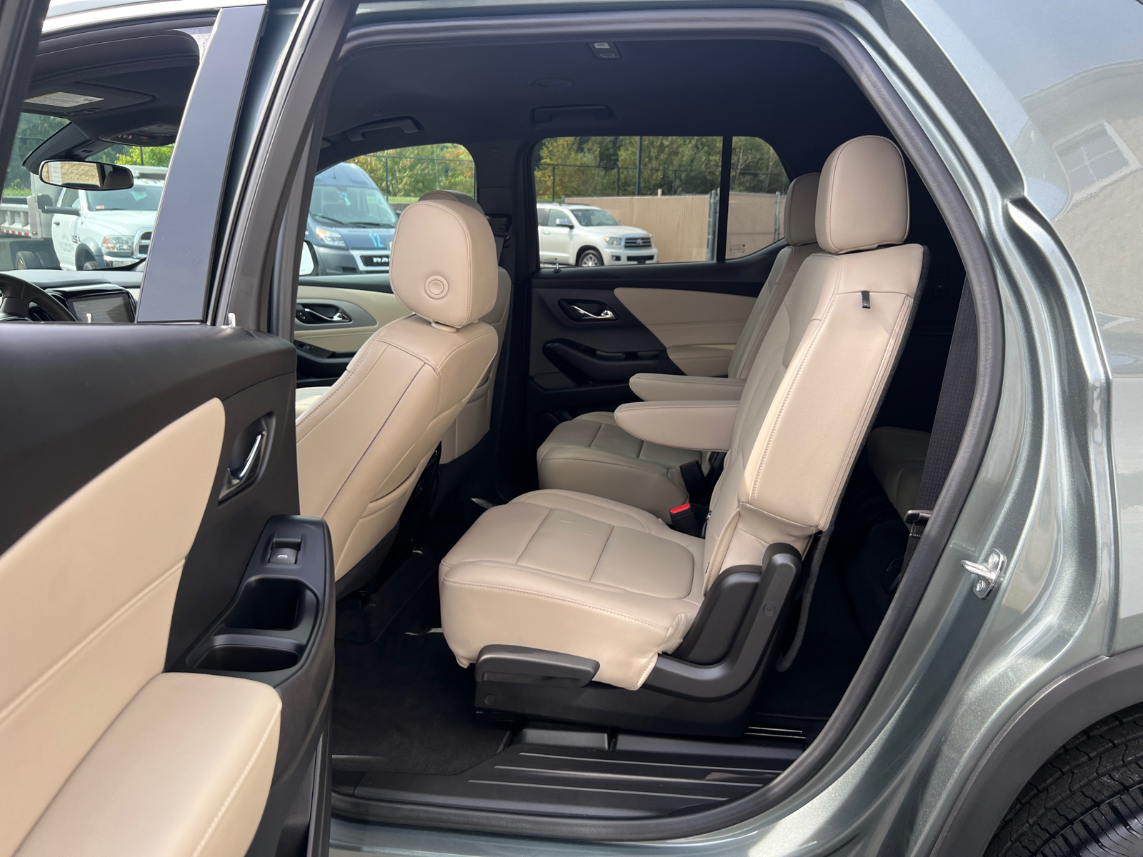 2023 Chevrolet Traverse LT Leather 13