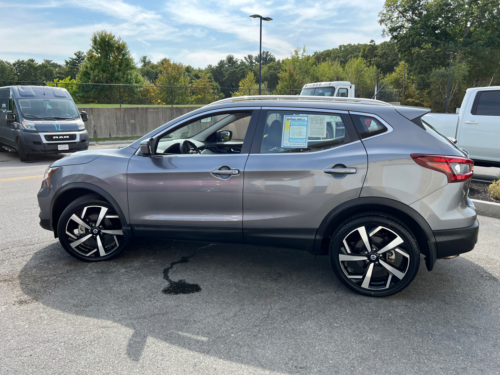 2022 Nissan Rogue Sport SL 5