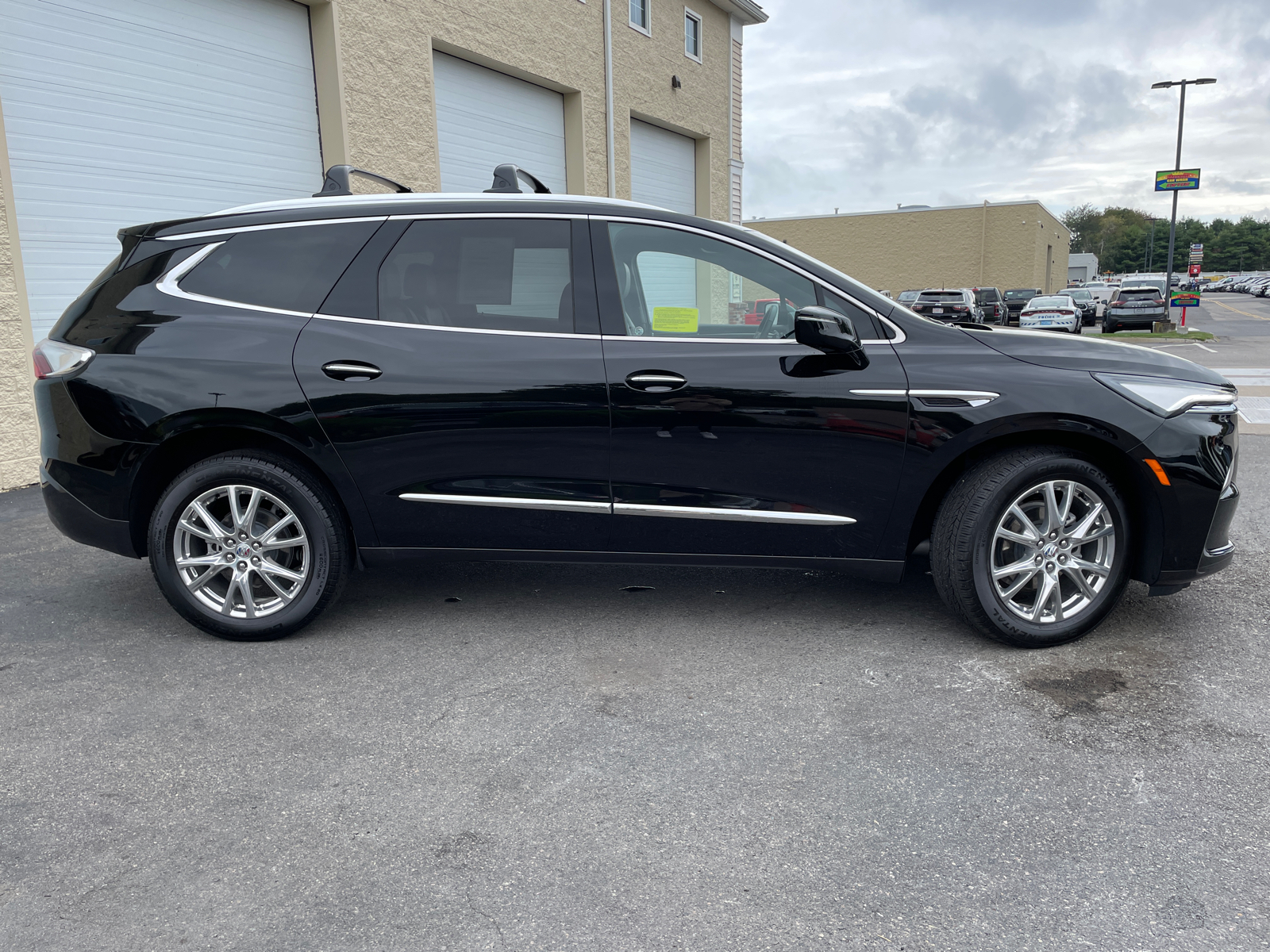 2024 Buick Enclave Essence 15