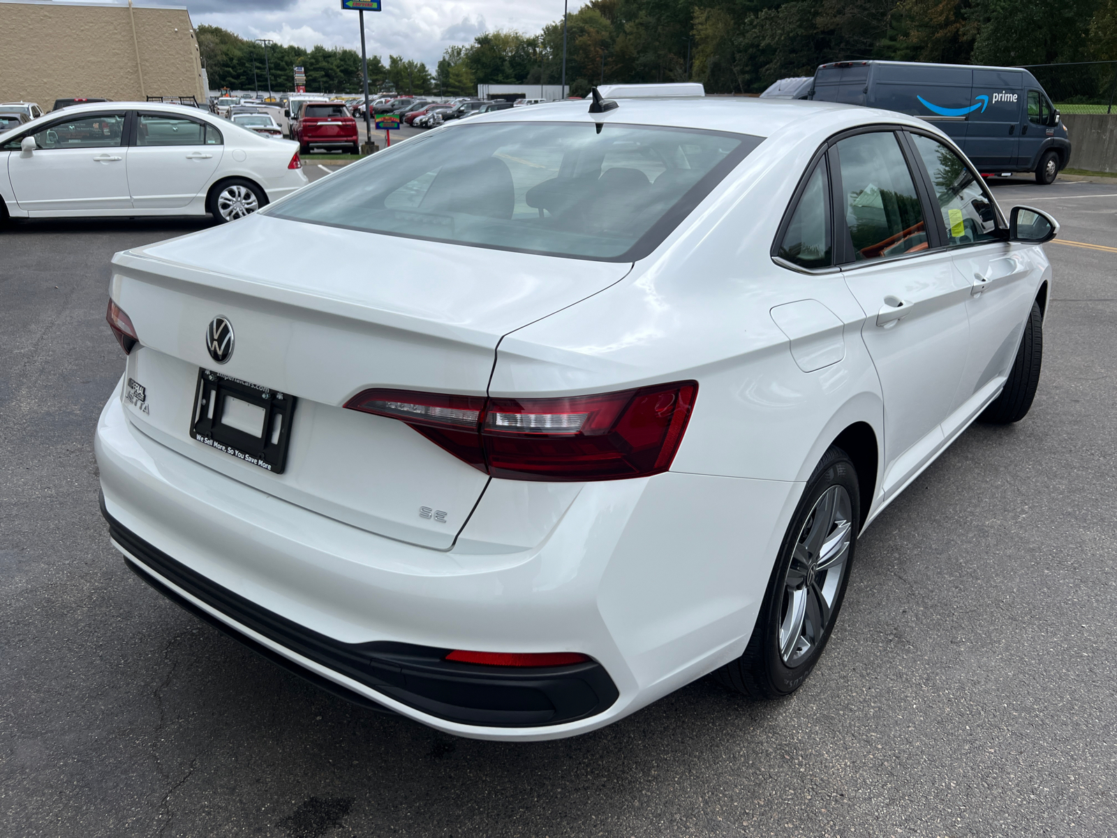 2024 Volkswagen Jetta 1.5T SE 9