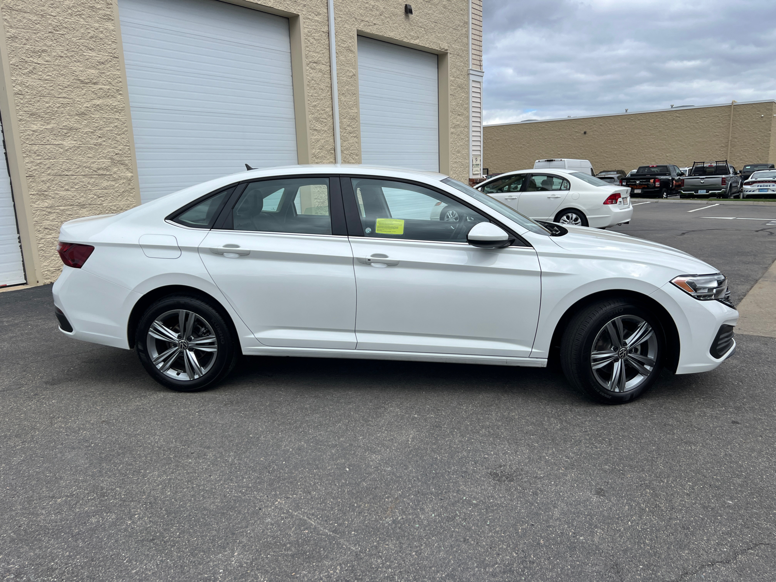 2024 Volkswagen Jetta 1.5T SE 10