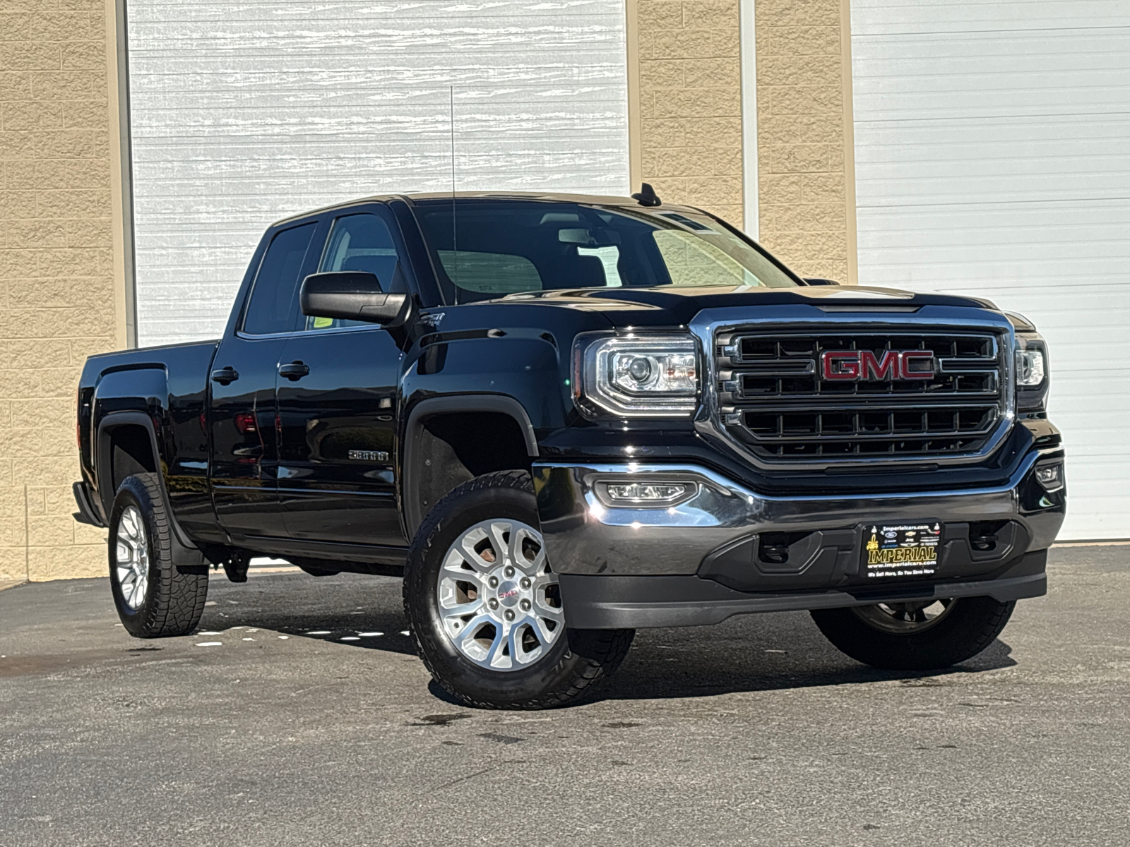 2018 GMC Sierra 1500 SLE 1